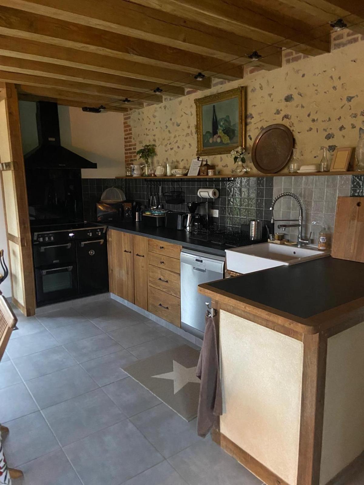 Sainte-Gauburge-Sainte-ColombeLa Longere Galope别墅 外观 照片
